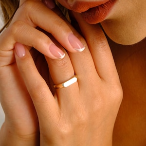 14K Gold Signet Bar Ring, Engraved Custom Name Ring, Minimalist Flat Bar Ring, Ladies Pinky Ring, Gold Personalized Monogram Ring
