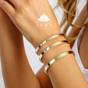 Bracciale in oro con cerniera in oro 14k, bracciale largo 4mm 5mm 6mm, bracciale rigido ovale in oro personalizzato, polsino in oro personalizzato, bracciale inciso impilabile
