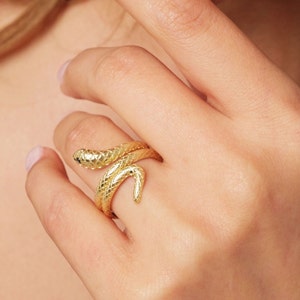 14k Gold Snake Ring, Snake Ring with Emerald Eyes, Statement Ring, Animal Ring, Dainty Serpent Ring, Wrap Around Snake Ring, Gift For Her