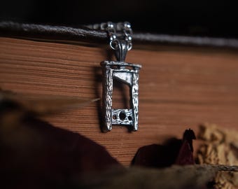 Guillotine Pendant (silver)