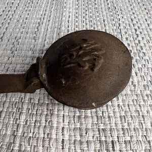 Antique Ice Shaver / Scraper Scoop Cast Iron