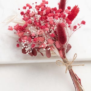 Small dried flower bouquet, wedding favors, corsage, wedding gift, bouquet, dried flower arrangement, mini bouquet, dried flowers