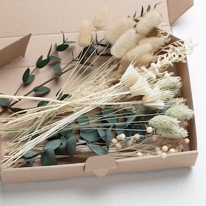 Fiori secchi, fiori naturali, mix fai da te, set fai da te, fioriera, fai da te per matrimoni, decorazioni floreali, erba della pampa, lagurus, falaride, progetti creativi,