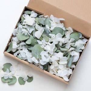 Confettis de pétales d'eucalyptus et d'hortensia blanc 100% biodégradable, décoration de table naturelle, décoration eucalyptus, eucalyptus, vert, image 2