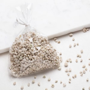Coriandoli per matrimonio, alito di bambino essiccato, coriandoli di fiori, 100% biodegradabili, decorazione naturale per la tavola, petali di coriandoli, coriandoli da lancio,
