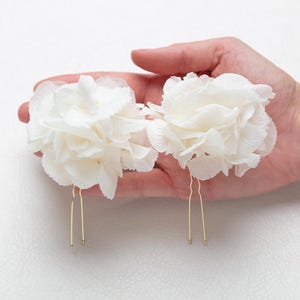 wedding hortensia hair pins, cake toppers, Flower hair pins, Bridal Wedding Hair Pins, Wedding decoration, white hortensia,
