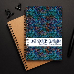 Diario de campaña personalizado / Calabozos y dragones 5e / Escamas de dragón coloridas / Cuaderno espiral / Diario de personajes