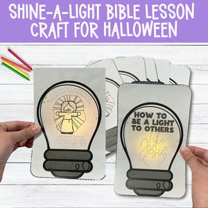 Könnte beinhalten: Ein druckbares Bastelset für eine Halloween-Bibelstunde. Das Bastelset zeigt eine Glühbirne mit einem Bild von Jesus darin. Der Text lautet "Ich bin das Licht der Welt. Wer mir nachfolgt, wird niemals in Finsternis leben. Er wird das Licht haben, das in der Welt leuchtet." und "Wie man ein Licht für andere ist wie Jesus."