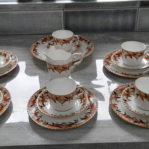 Vintage Aynsley Teaset, 20 Pieces, 1940s