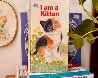 Vintage 1970s Golden Sturdy Book "I'm A Kitten"