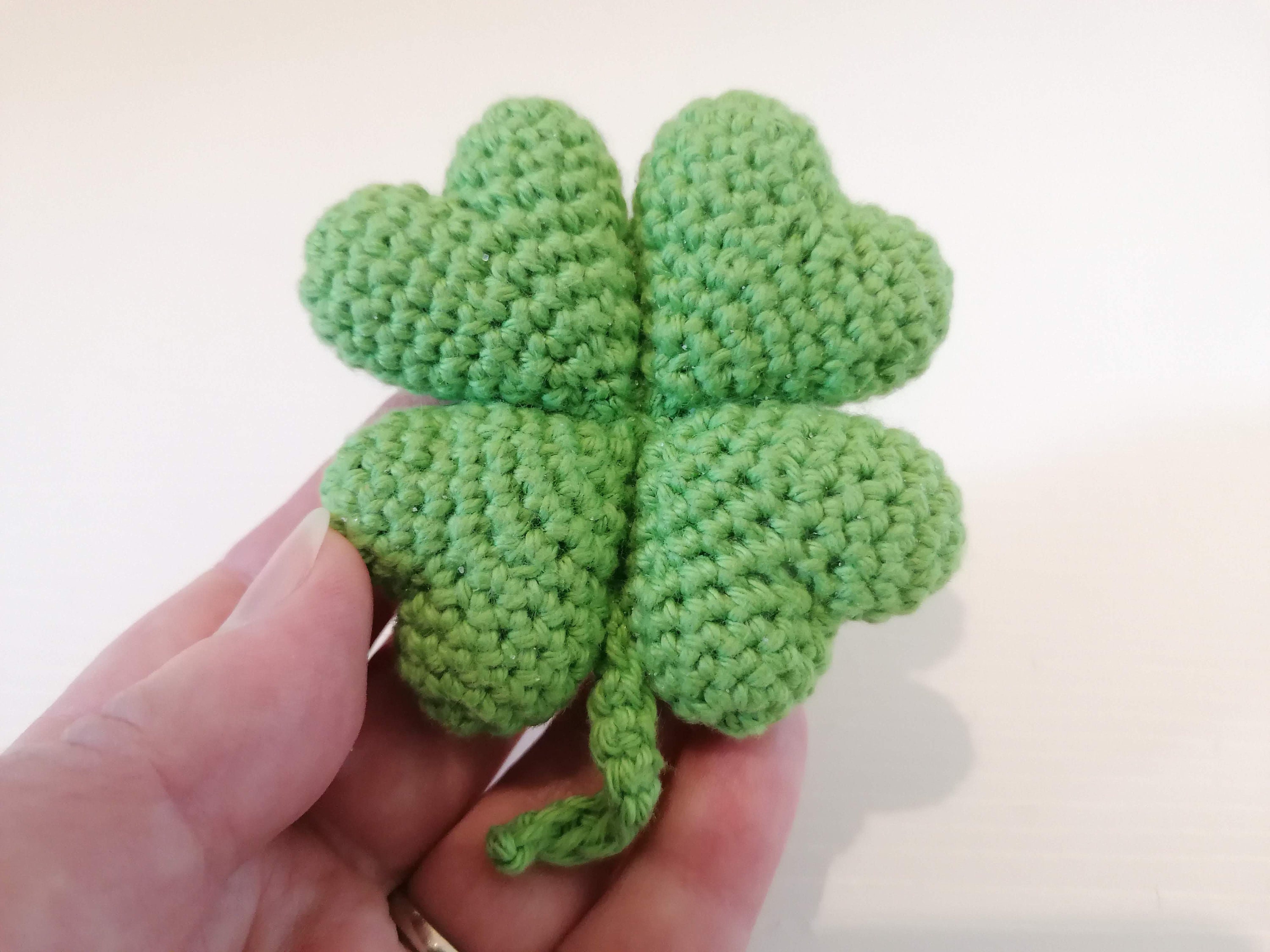 Crochet PATTERN Four Leaf Clover Amigurumi PDF in English by Dutor 