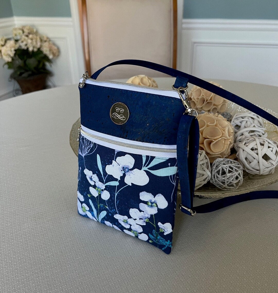 Vegan Cork Crossbody Phone Bag For Women With Strap Chain & Card Slots – Eco-Friendly & Stylish - View #6