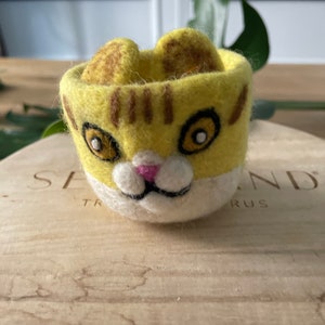 Wool Tray/Holder Cartoon Style| 100% Handmade Wool