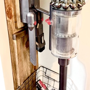 Vacuum Wall Mount with tool organizer basket