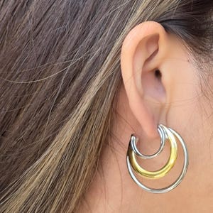 Chunky Gold Silver Hoop Earrings, Triple Layer Statement Circle Earrings, Geometric Bold Earrings for Women, Two Tone Retro Metal Jewelry