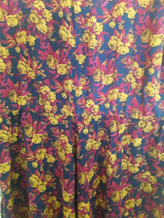 Vintage 80s does 50s Multicolor Rayon Floral Dress - image 2