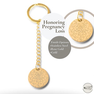 Carte des étoiles personnalisée par date | Carte de la constellation en cadeau de fausse couche | Carte du ciel personnalisée | Charm porte-clés disque en or rose | Cadeau carte des étoiles pour papa