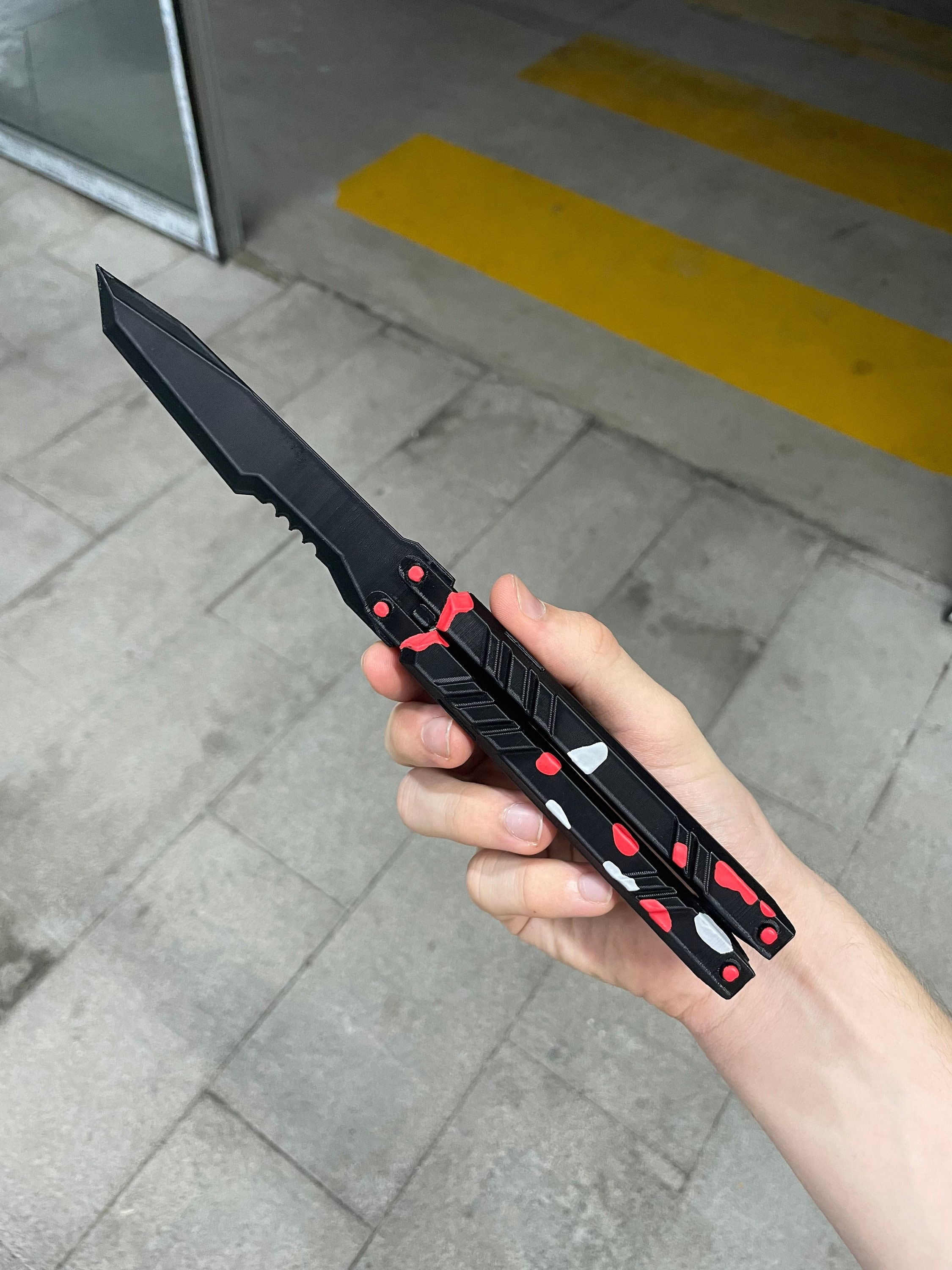 Butterfly InKnife VG10 Damascus Blade 60HRC Freeswinging Knife Trainer