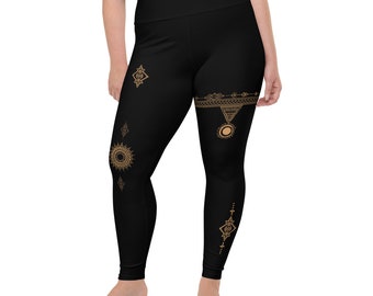 Stampa integrale stile Boho nera con dettagli dorati Leggings taglie forti che traspirano l'umidità con comoda ampia fascia elastica in vita