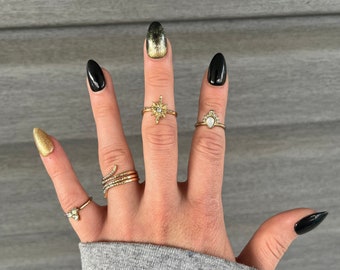 Black and Gold Press On Nails