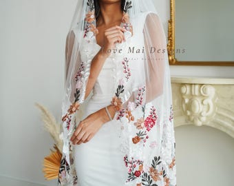 Ariel Veil - Lace Veil, Tropical Flower Veil, Hawaiian  display picture 3