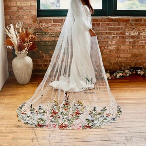 Ayana- Floral Wedding Veil / Wildflower veil , floral lace, veil with flower lace applique / Green Veil/ Love Mai Designs