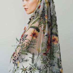 Wild in full lace -Wildflower Wedding Veil / Bridal veil with lace, floral lace, veil with flower lace applique /Royal veil Love Mai Designs