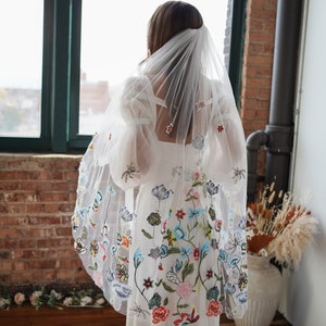 Eloise - Colorful floral embroidery bridal veil, Blue wildflower wedding,Veil with flower lace applique, unique colorful veil,boho veil