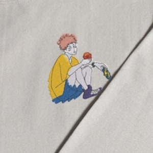 Chilling  Embroidered Crewneck Sweatshirt/T-Shirt