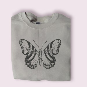 Akaza Butterfly  Embroidered Crewneck Sweatshirt/T-Shirt
