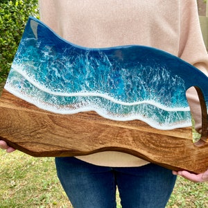 Live Edge Ocean Serving Board, Large Epoxy Resin Wave Cheese Tray, Coastal Cutting, Tropical Island Charcuterie, Beach Platter Cutout Handle