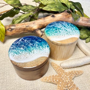 Ocean Resin Salt Box: Bamboo Spice Cellar with Magnetic Swivel Lid