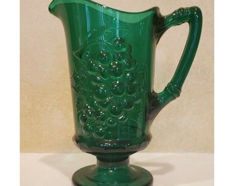 Beautiful Imperial Glass Green Pitcher Embossed Grapes Design Footed 20 Oz