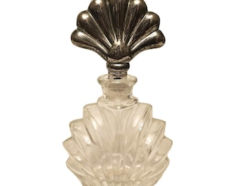 International Silver Co Glass Perfume Bottle w/ Silverplate Stopper Fan Shape 5"