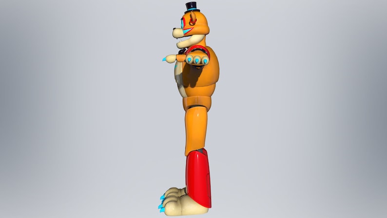 Puede incluir: Un oso animatr&oacute;nico marr&oacute;n y amarillo con un sombrero de copa y una corbata de lazo. El oso tiene ojos azules y una camisa a rayas rojas y blancas. Los brazos del oso est&aacute;n extendidos y sus piernas est&aacute;n dobladas por las rodillas. El oso est&aacute; de pie sobre una superficie blanca.