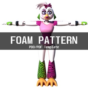 Könnte beinhalten: Ein weißer, rosa und grüner animatronischer Hahn mit einem rosa Trikot und schwarzen Armbändern. Der Hahn hat eine rosa Schleife im Haar und grün-rosa gestreifte Beine. Der Text "FOAM PATTERN PDO/PDF Template" wird unter dem Hahn angezeigt.