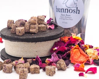 Organic Blueberry Rose Petal Small Pet Treats: Rabbit, Guinea Pig, Hamster