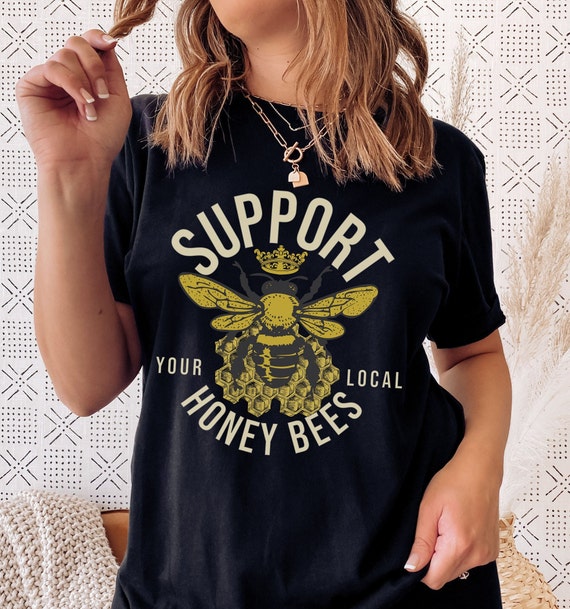 Let It Bee T-Shirt Beekeeper Gift Cute Bee Honey Maker Tee Let It Bee T-Shirt Beekeeper Gift Cute Bee Honey Maker Tee