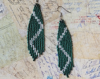 Boucles d'oreilles franges perlées à la main, pendentifs perles de rocaille en argent vert