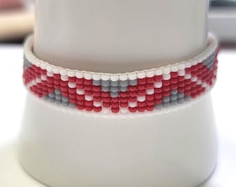 Geweven rocailles, teamkleuren, weefgetouwsieraden