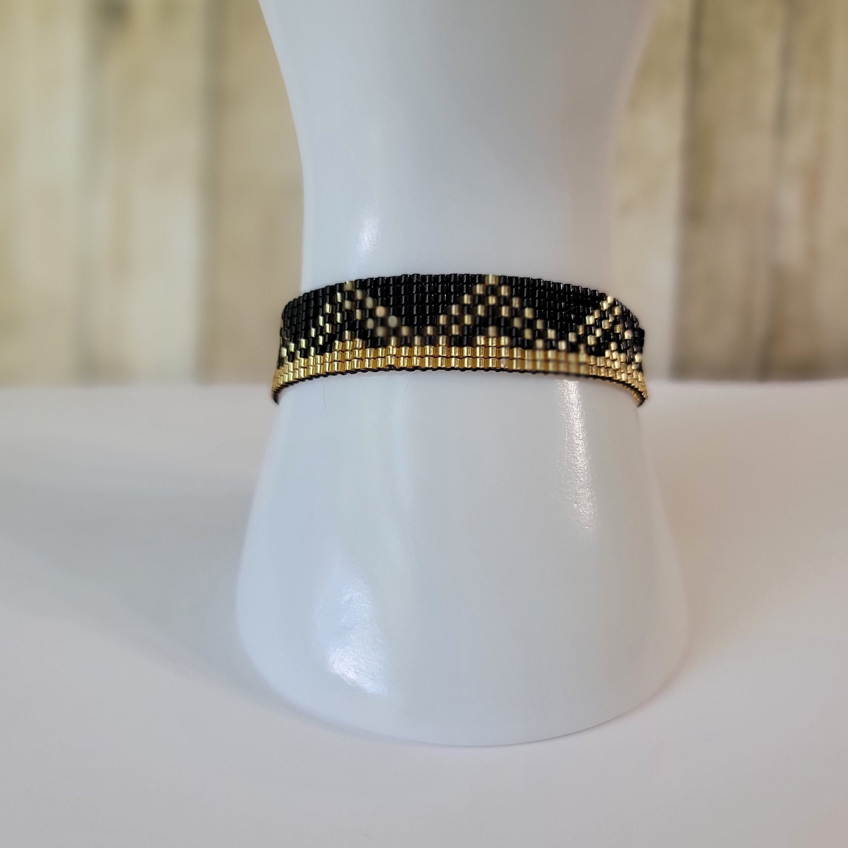Art Deco Inspired Beaded Bracelet. Gold and Black Jewelry. Roaring 20s ...