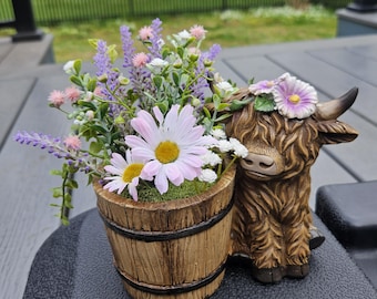 Highland Cow Floral Planter | Farmhouse Shelf Decor | Spring Cow Arrangement | Rustic Cottage Home Accent