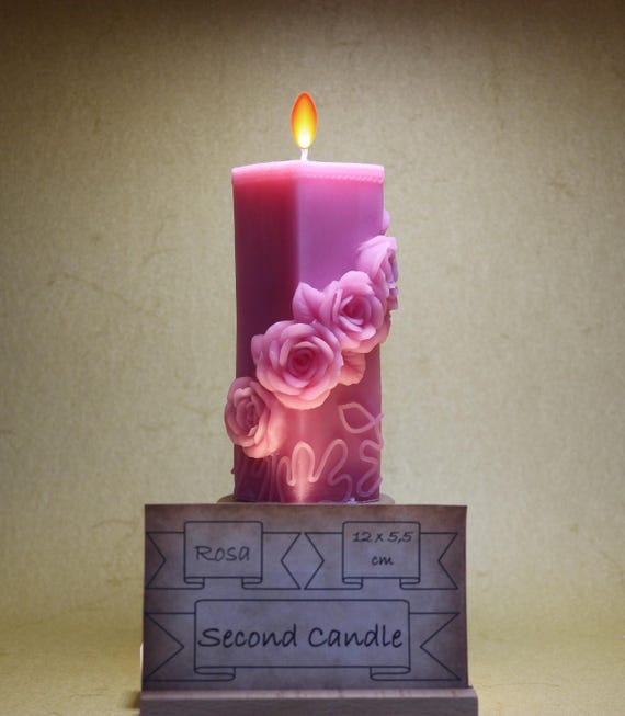 Rosenkranz Kerze eckig aus Wachsresten – Romantische Eleganz nachhaltig neu gedacht