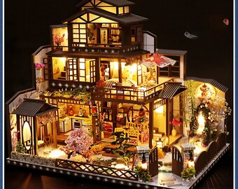 DIY Wooden Doll Houses Japanese Casa Miniature Building Kits with Furniture Led Large Villa Dollhouse with music box