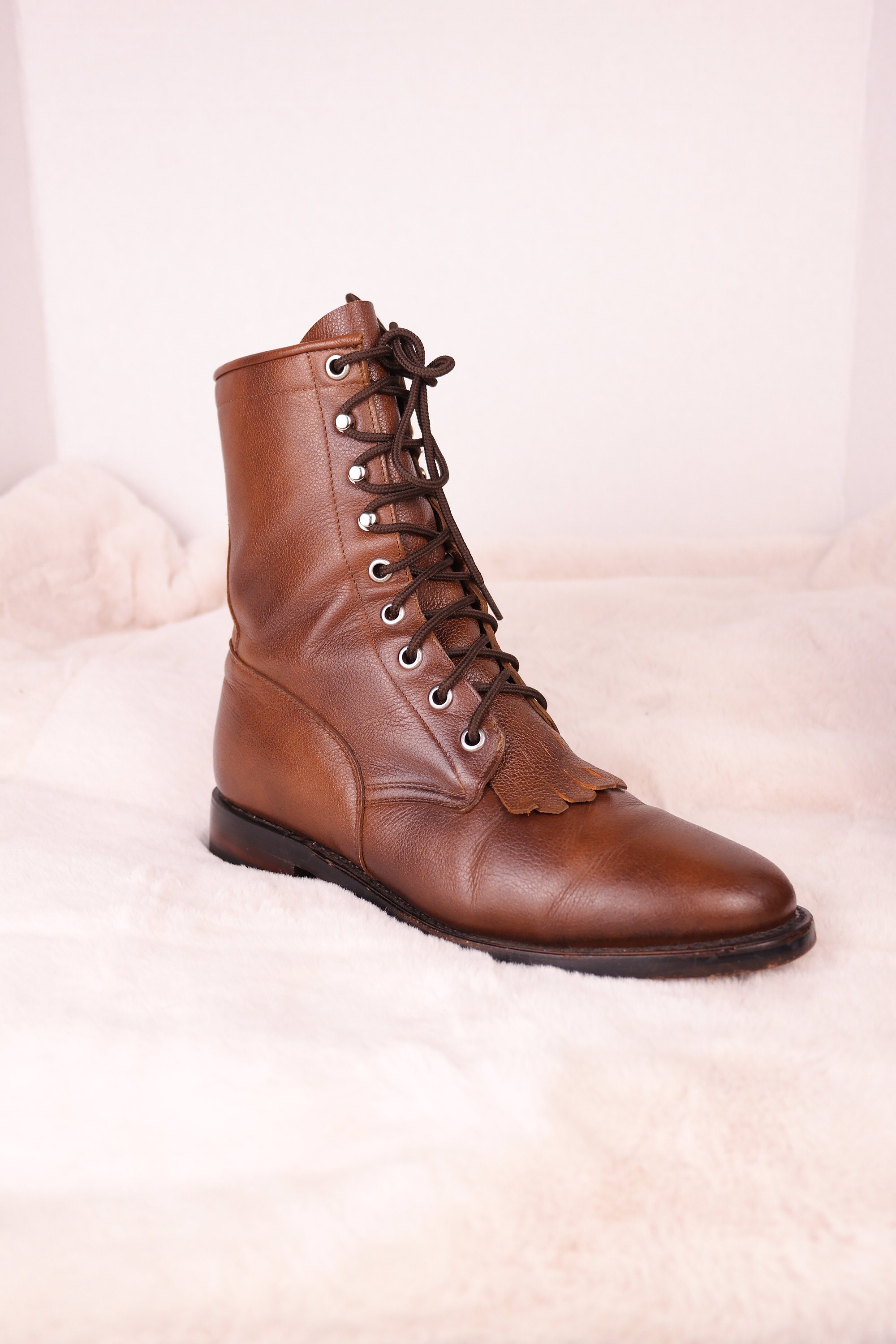 Rich brown 1940s Lace up packer work boots with original leather laces Made  in Italy Size 10 -11
