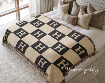 Anpassad vävd filt med initialer, inflyttningspresent, personlig filt med initialer, förlovningspresent, rutig filt med monogram, heminredning
