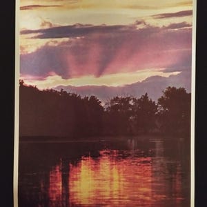 Vintage Dufex Foil Print – Sunset over Lake – 1980s Landscape Wall Art – Golden Light Foil Poster – Affiche Coucher de Soleil Brillant
