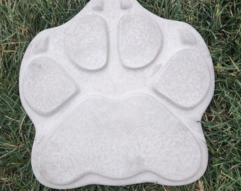 Stepping Stone - Large Paw  - 12"x12" - Head Stone - Dog Paw - Gravestone - Paw Garden Stone - Animal Paw