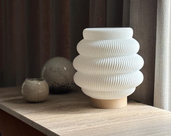 Modern Design Table Lamp – Elegant Decorative Lighting for Living Room, Bedroom or Office, Ideal as a Bedside Lamp, Made of Bio-based PLA