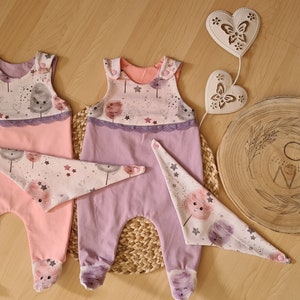 Twin set for girls, romper with feet and triangular scarf, size 56